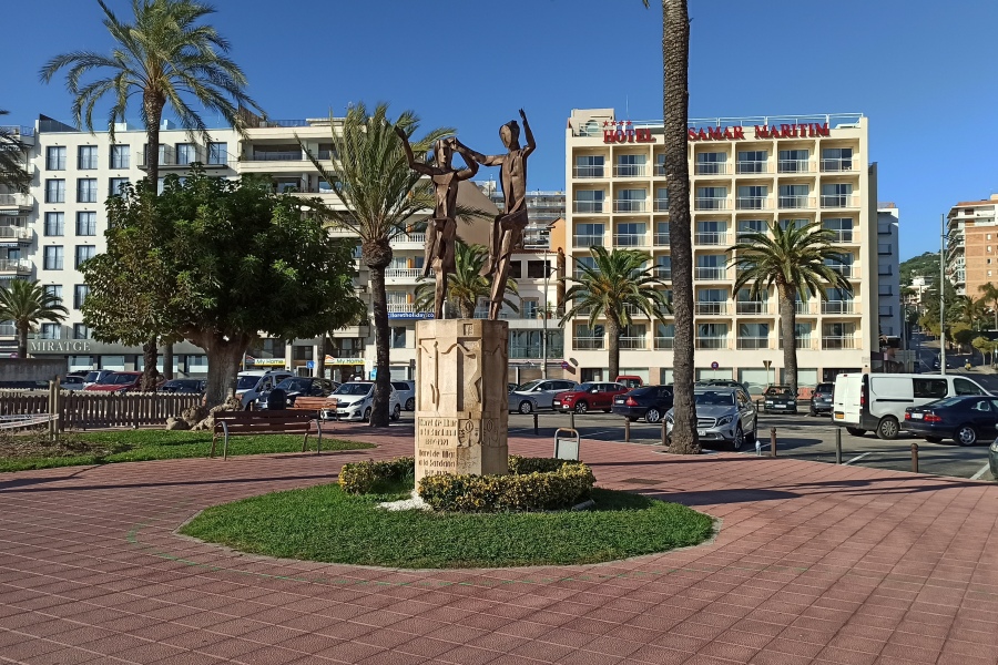 Monument a la sardana