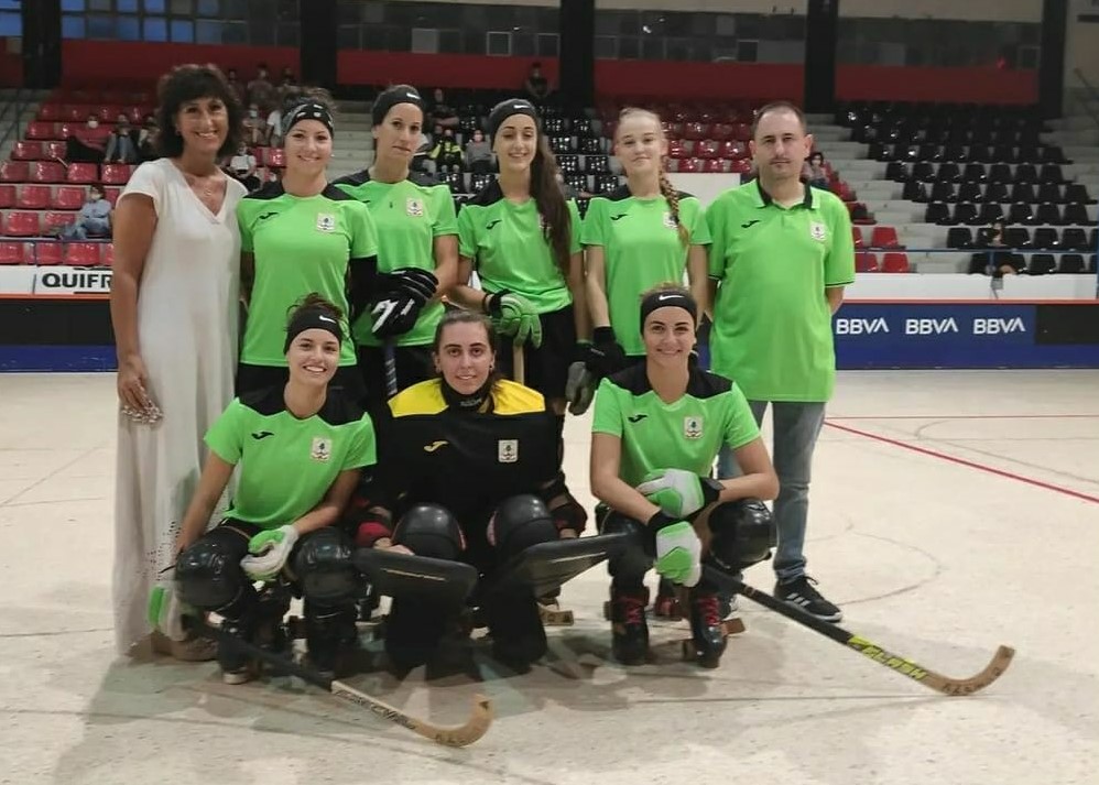 El primer equip femení (Club Hoquei Lloret)