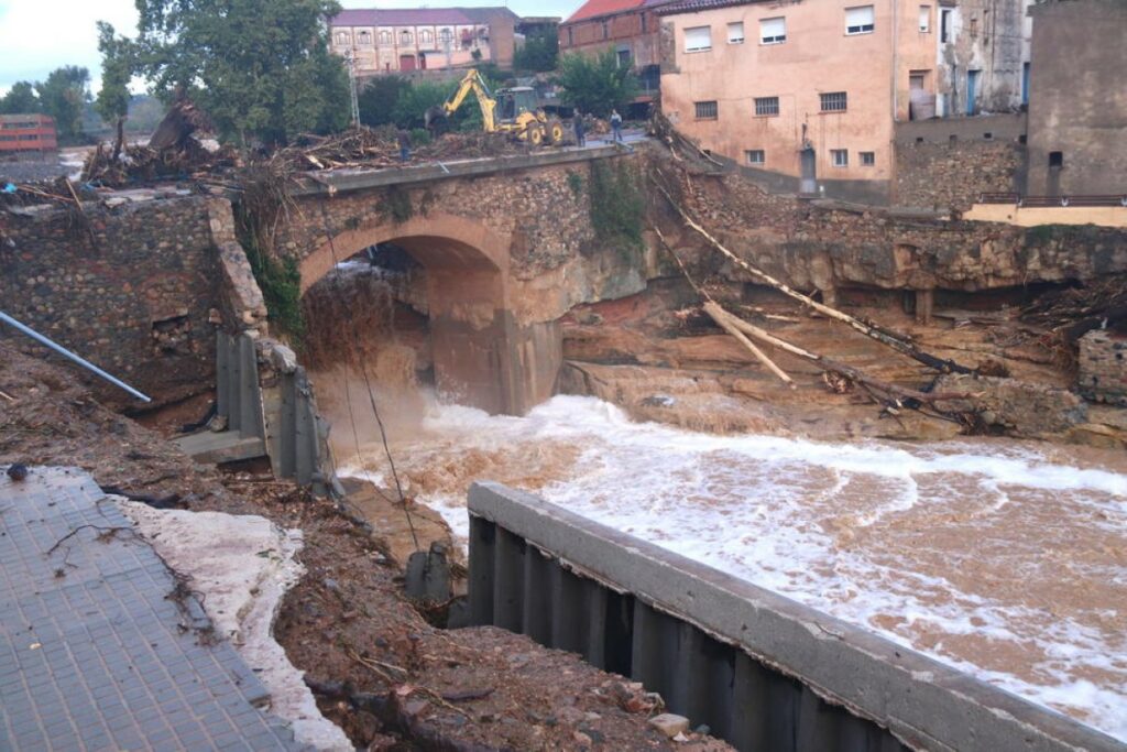 Alguns dels efectes de la riuada a l'Espluga de Francolí (ACN)