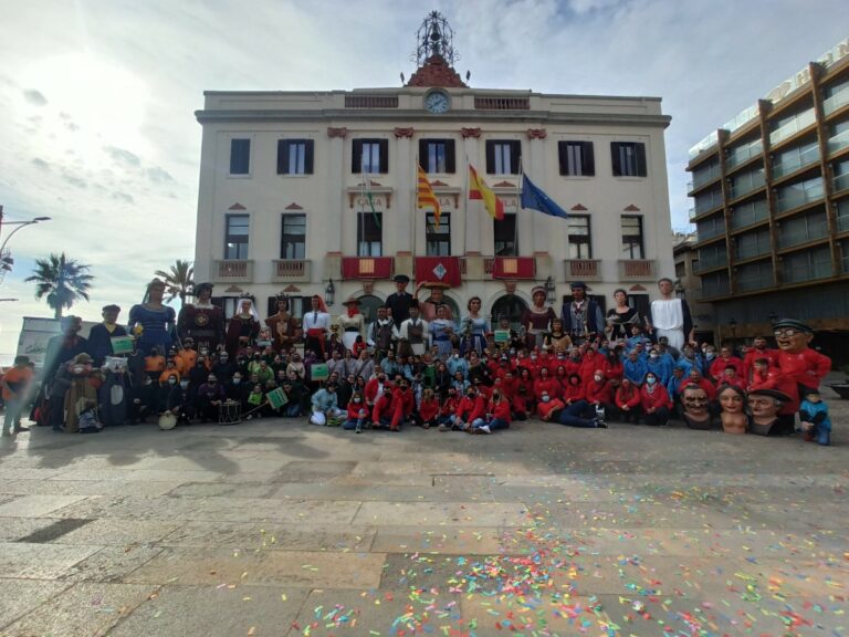 Trobada del 10è aniversari de la Colla gegantera de Lloret de Mar