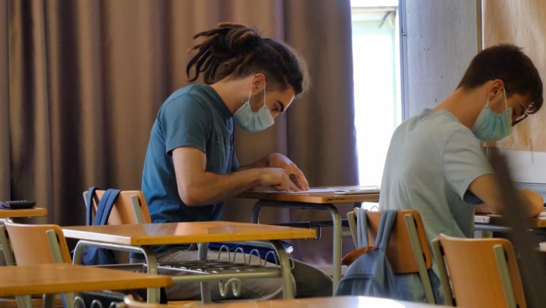 200 alumnes han començat la selectivitat 2021 avui a Lloret de Mar