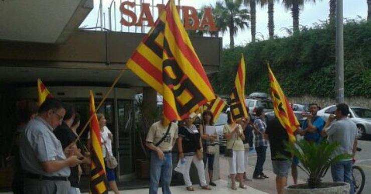 CCOO protesta davant l’hotel Samba per l’acomiadament d’un treballador