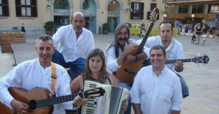 El barri dels Pescadors celebra aquest dimarts la revetlla de Sant Pere