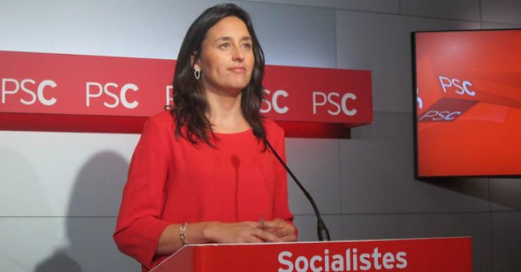 El PSC convida Esther Niubó a Lloret perquè conegui les mancances en educació al municipi