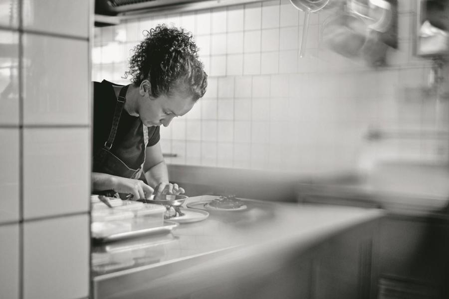 Zineb Hattab, a la seva cuina (Kle Restaurant)