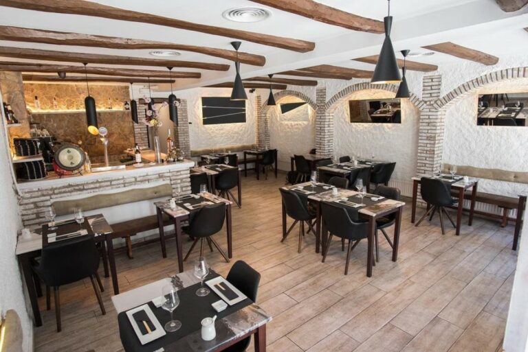 La restauració recupera l'aforament del 100% (Restaurant Natsumi)