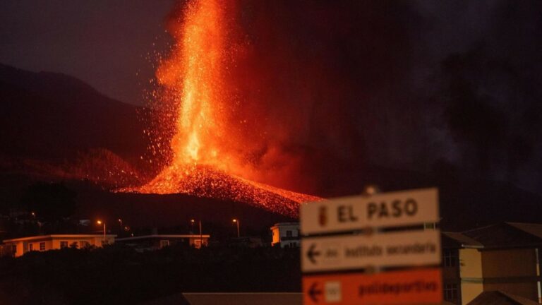El volcà de La Palma (EFE)