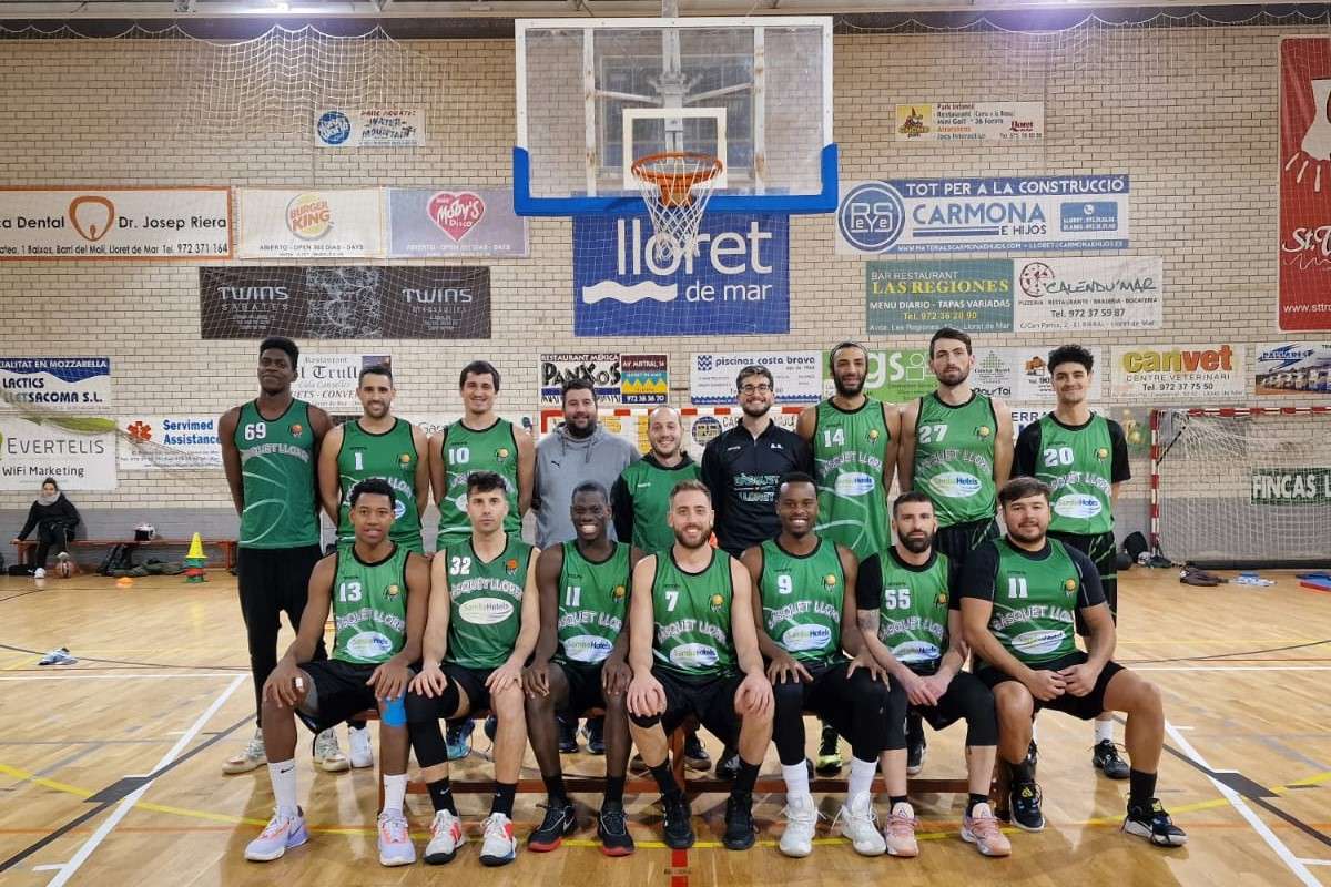 El sènior masculí, al partit d'aquesta jornada (Bàsquet Lloret)