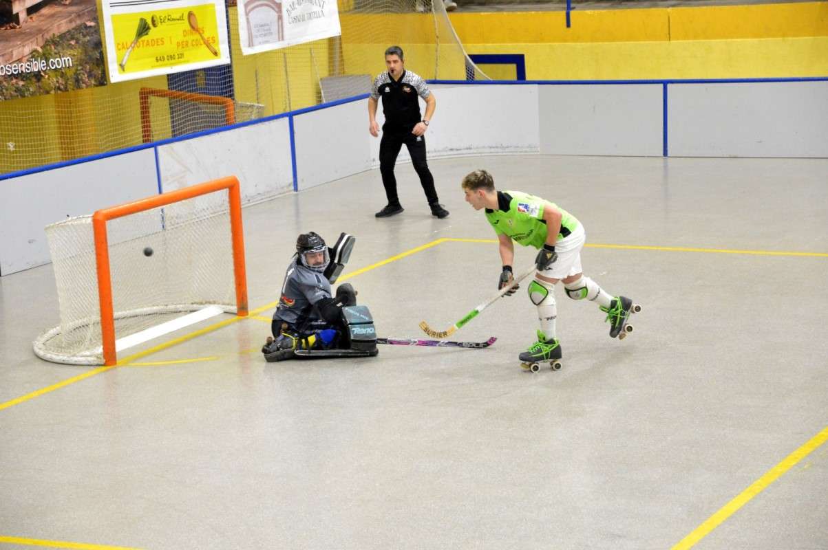 Un moment del partit (Club Hoquei Lloret)