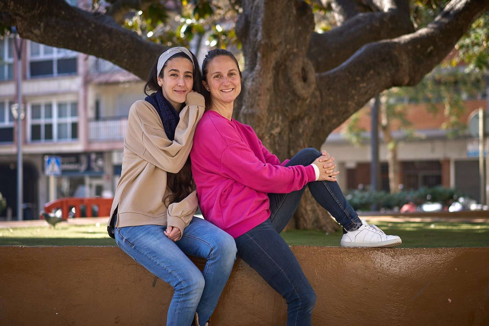 Èlia Navarro i Natalia Díaz