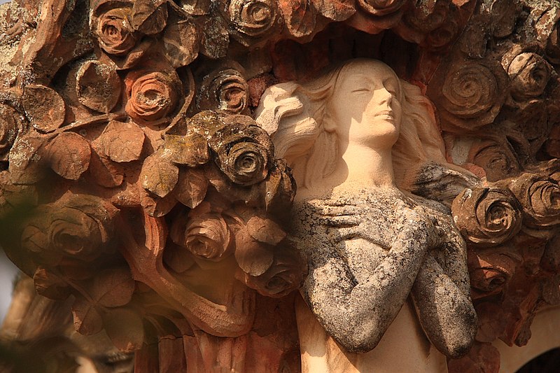 escultura nuvia del rom