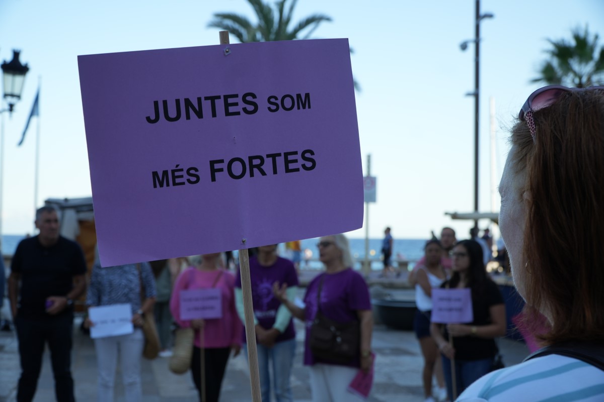 Un dels cartells a la concentració d'aquest dijous