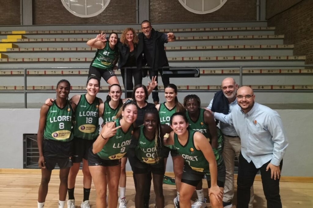 El sènior femení (Bàsquet Lloret)