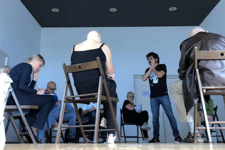 Joan Romà Ortiz, en un taller de teatre (Oficina de Català de Lloret)