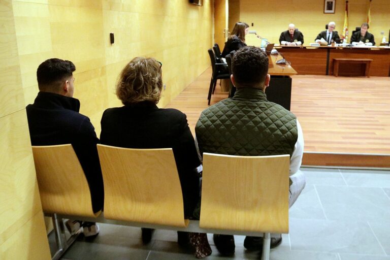 Els processats, que afronten 15 anys de presó, afirmen que va ser consentit