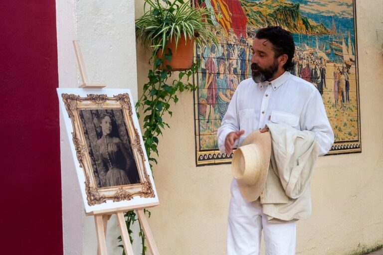 Un moment de la visita 'Sorolla a Santa Cristina' (Ajuntament de Lloret de Mar)