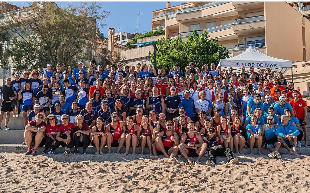 Tots els clubs al pòdium (Rem Santa Cristina)