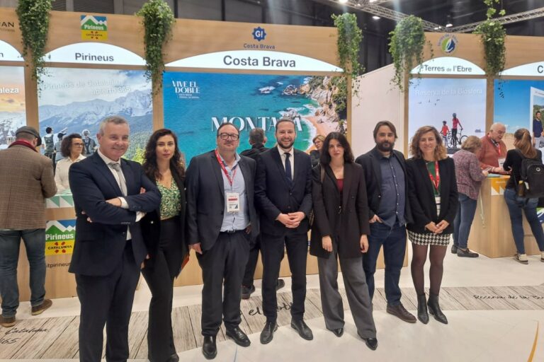 Fitur 2024