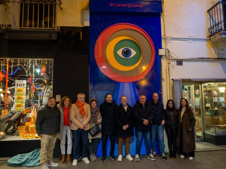 S’inaugura el projecte #Lloret5sentits amb una obra de l’artista local Odie