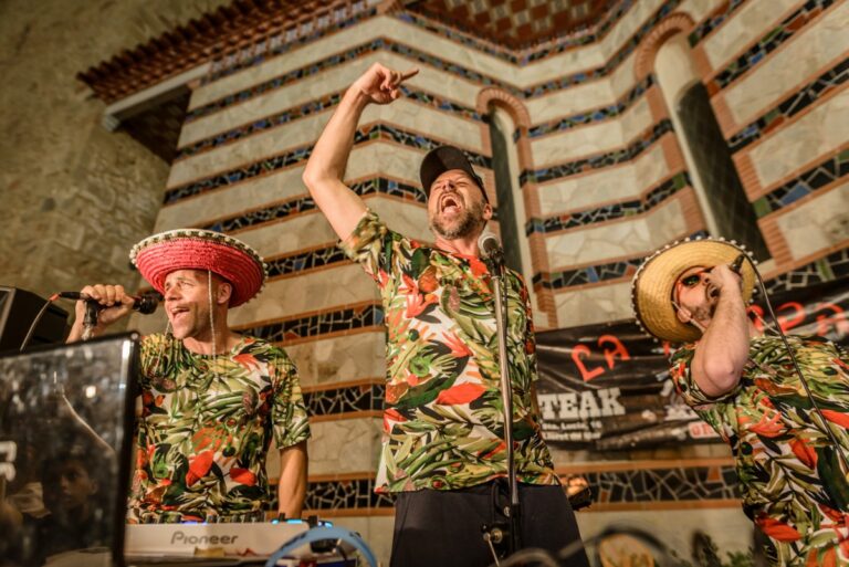 Paco La Voz & Bertran's Show (Zalo Photos)