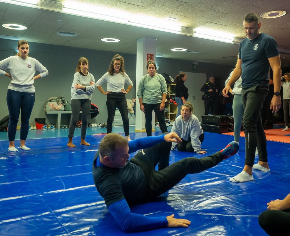 L'edició anterior del taller de defensa personal (Ajuntament de Lloret de Mar)
