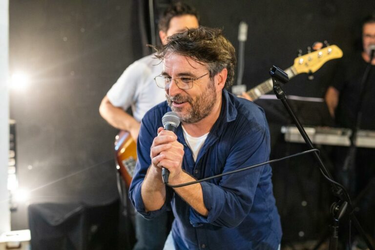 jordi evole y los niños jesus