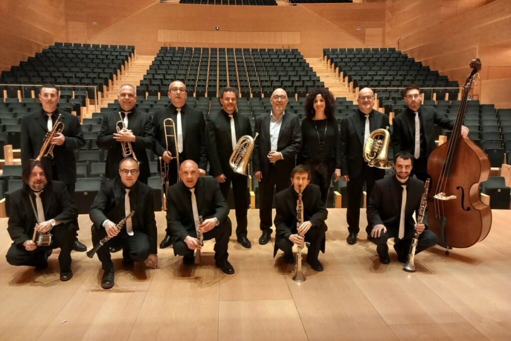 Mireia Feliu i la Cobla Ciutat de Girona
