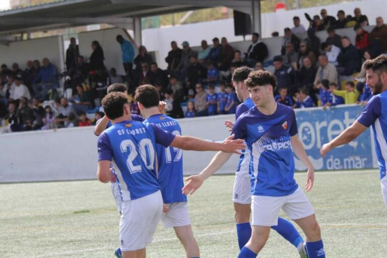 el club futbol lloret contra el santboia