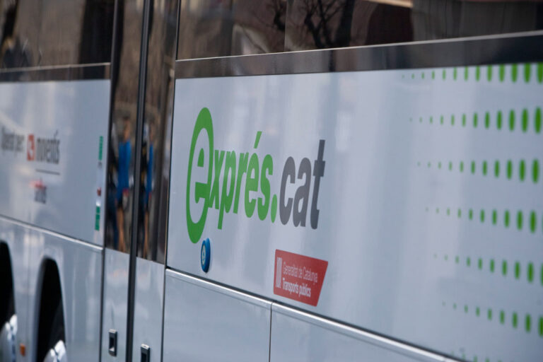 bus expres cat