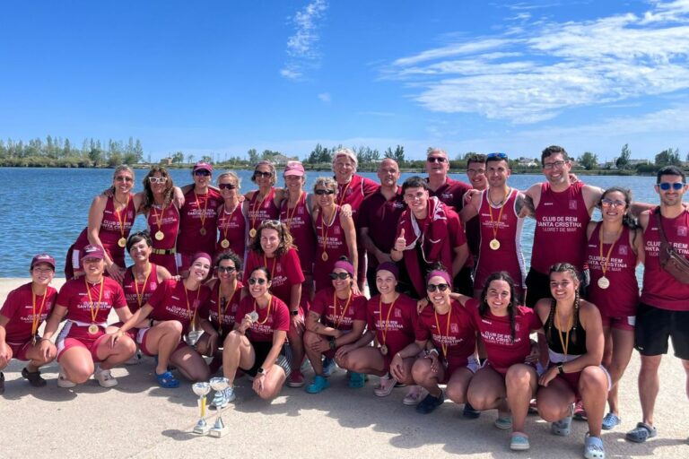 Les veteranes del Club Rem Santa Cristina són campiones de Catalunya
