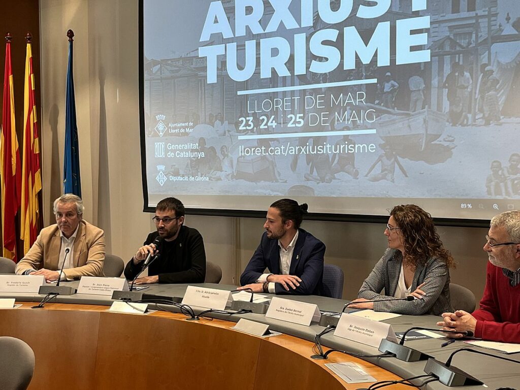 presentacio seminari arxius i turisme