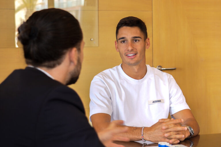 reconeixement al jugador Sergi Cardona