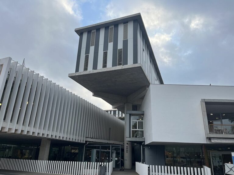Casa de la Cultura, seu del departament de Benestar i Família