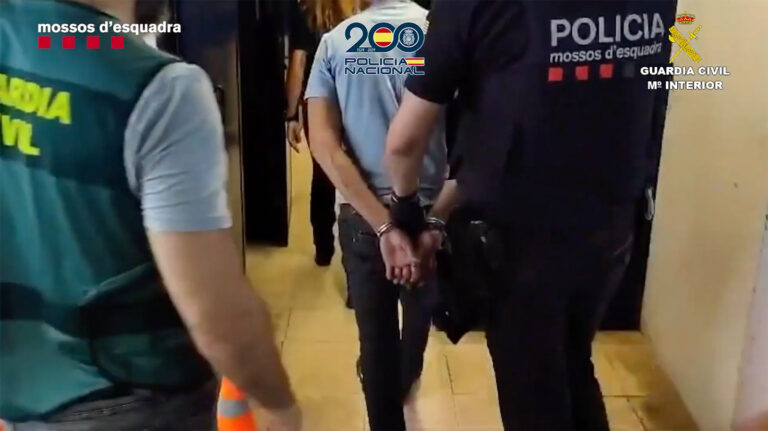 Desmantellen una organització que cometia assalts violents a Catalunya i al País Valencià