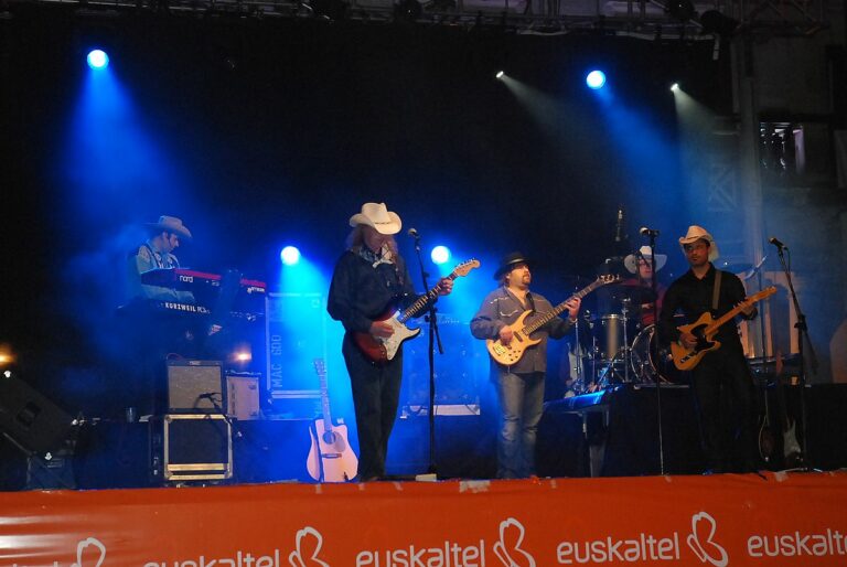 The Country Revival Farmers, en una actuació.