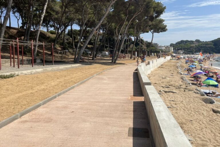 el passeig de Fenals, reparat.