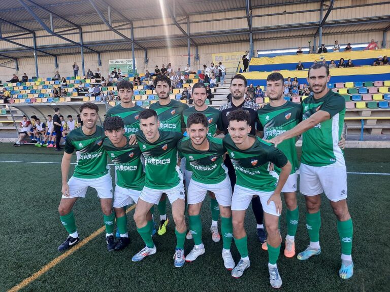 CF Lloret abans del partit contra el San Mauro