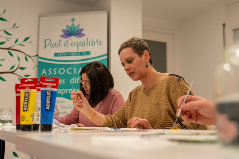 taller pintura creativa punt equilibri cancer