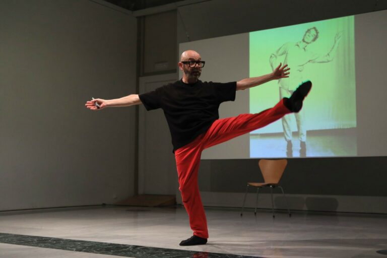 Toni Jodar durant el projecte 'Explica Dansa'