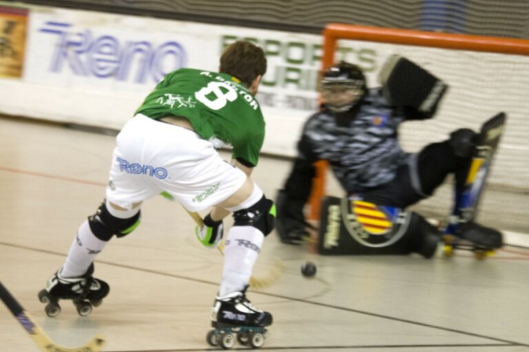 El partit del primer equip contra l'Olot (Club Hoquei Lloret)
