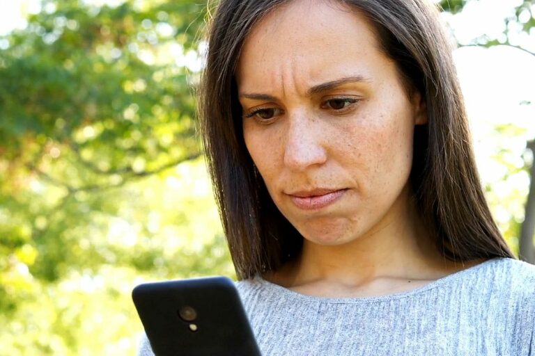 dona mirant el mobil tododisca com