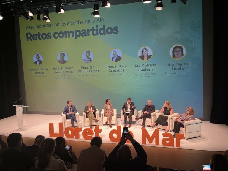 reunio alcaldes AMT al Teatre