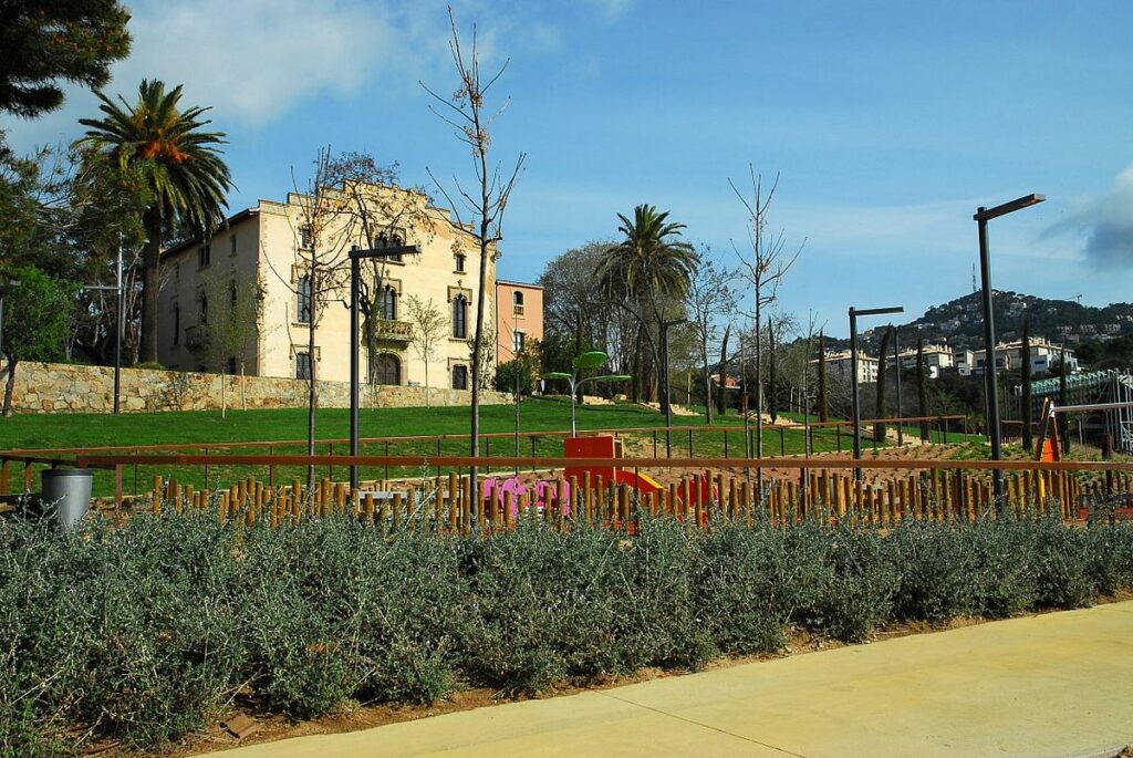 can saragossa MOLL font Ajuntament
