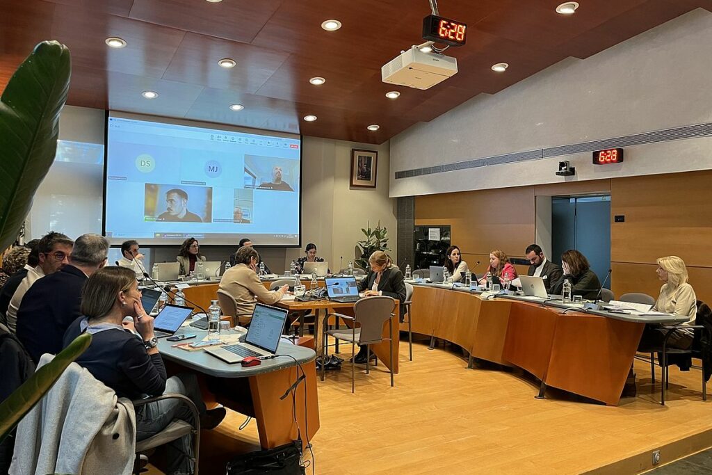 ple extraordinari del passat 27 de desembre a l'Ajuntament de Lloret de Mar