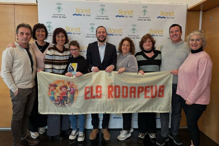 L’Associació Rodapeus busca nous voluntaris