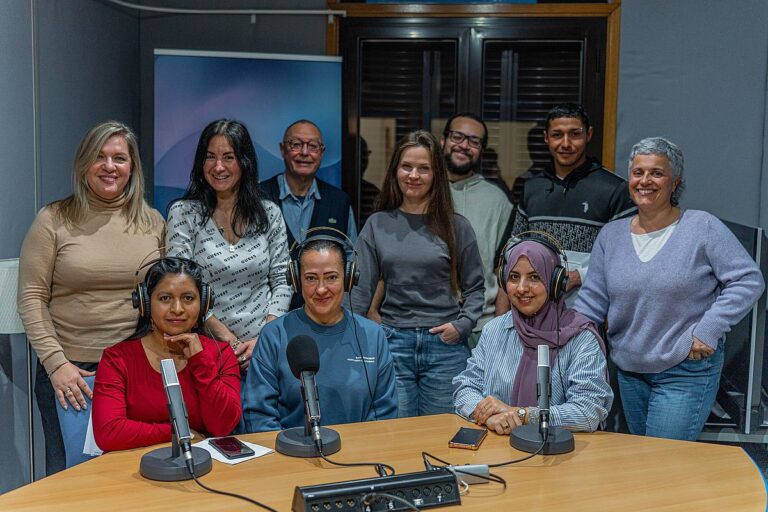 alumnes oficina catala dia mundial poesia