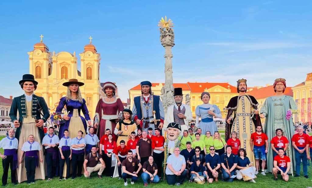 Colles participants a la trobada de Timisoara (Colla Gegantera de Lloret de Mar)