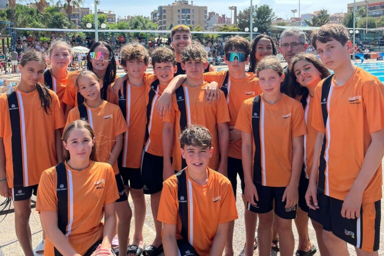 Els nedadors, al Campionat de Catalunya aleví (Club Natació Lloret)