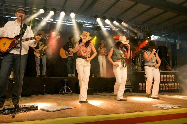 country revival farmers