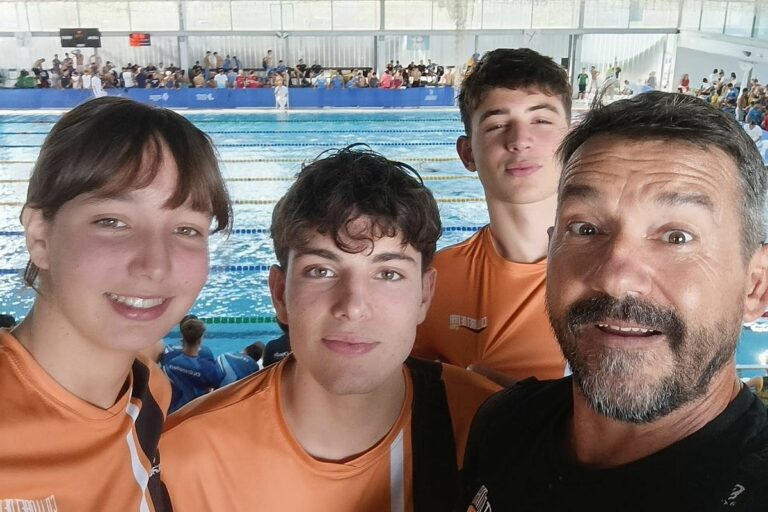 els tres nedadors del campionat d'espanya junior del CN Lloret